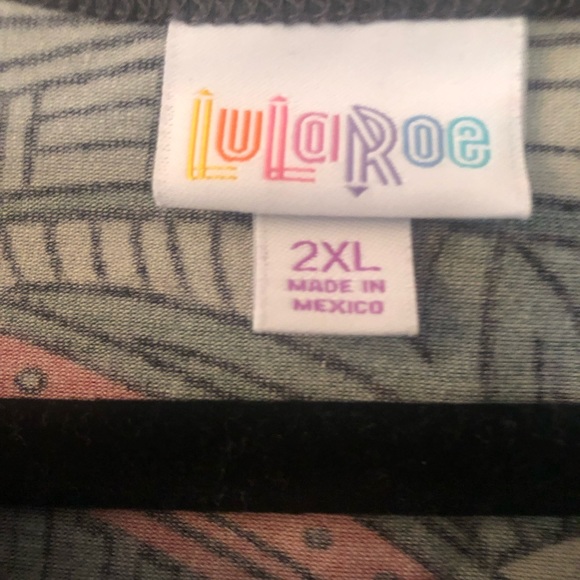 Spring / Summer Women’s Tunic Top LuLaRoe - Picture 4 of 4